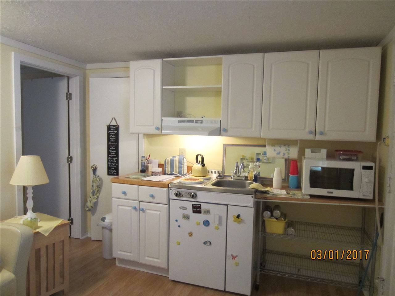 4 Viking St