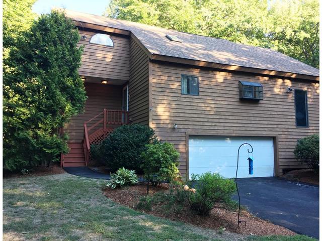 7 Robin Ln