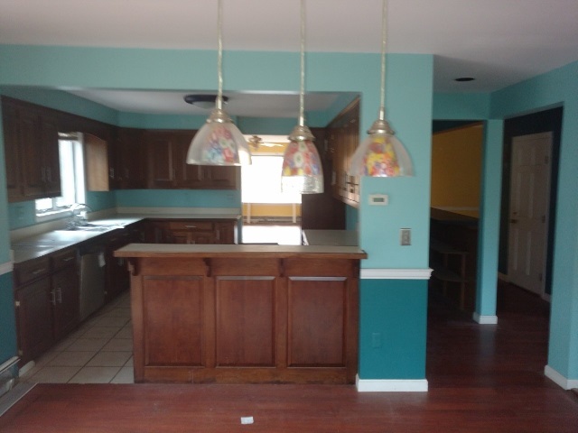 70 Amesbury Rd