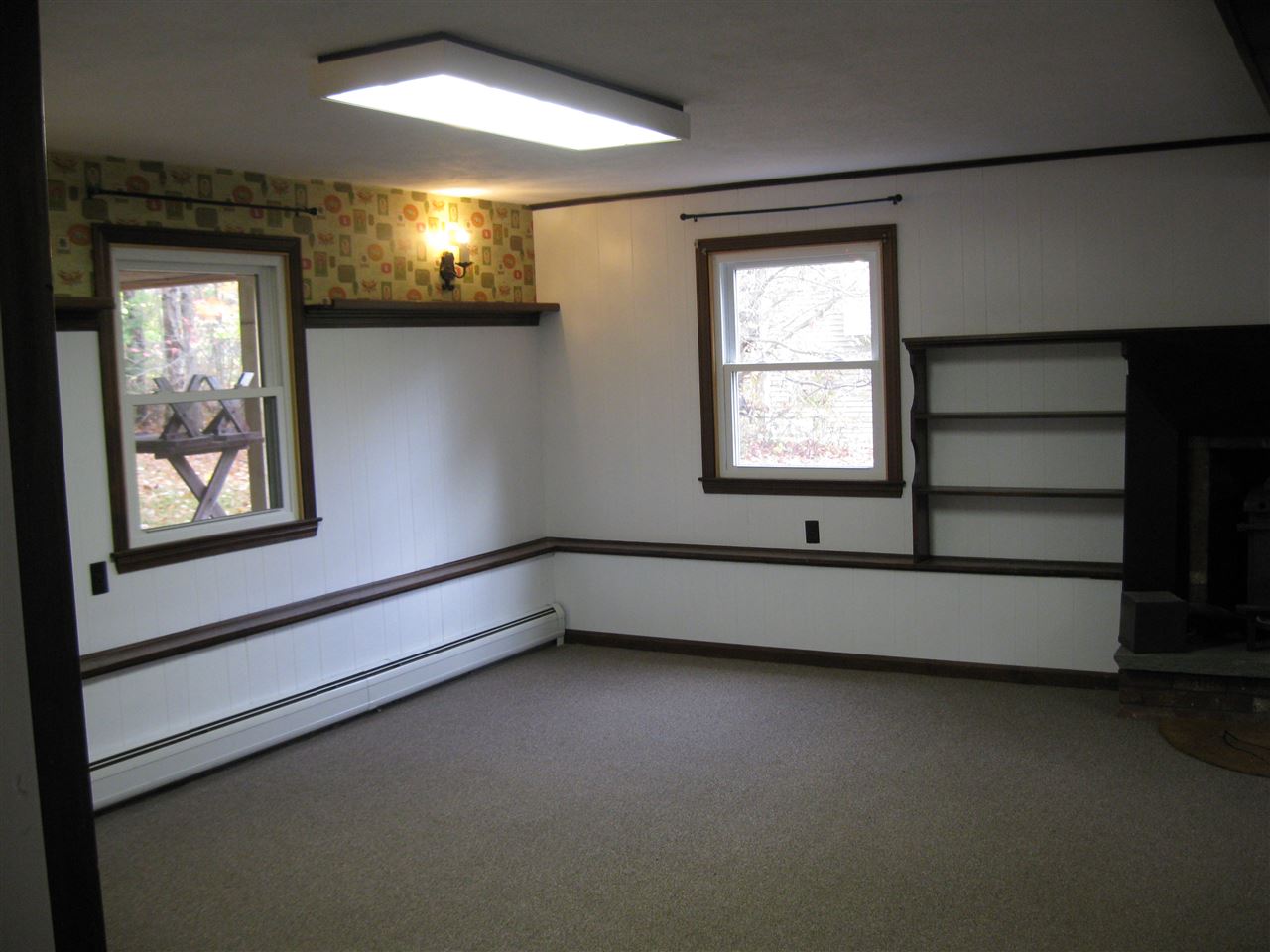 18 Yvonne St