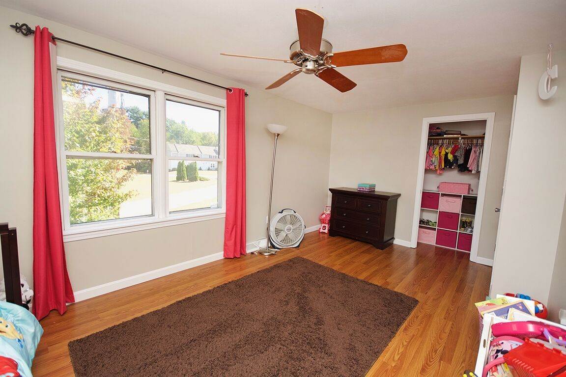 19 Scott Ln # 19