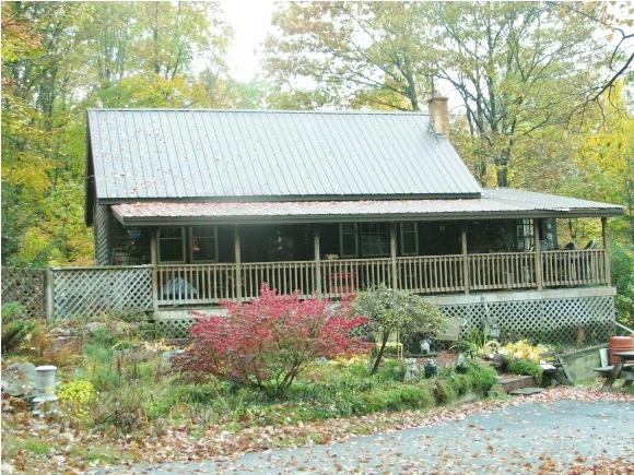 For Sale: 34 W Range Rd Effingham, NH 03882