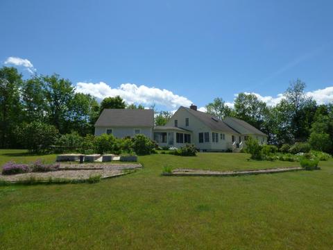 304 Bow Lake Rd