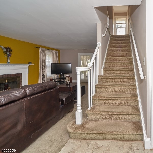 139 W Passaic Ave