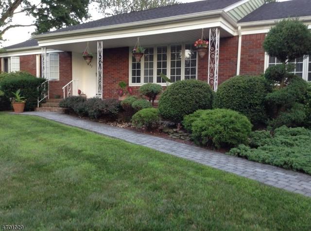 43 Carlos Dr