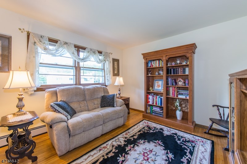 5 Bergen Dr