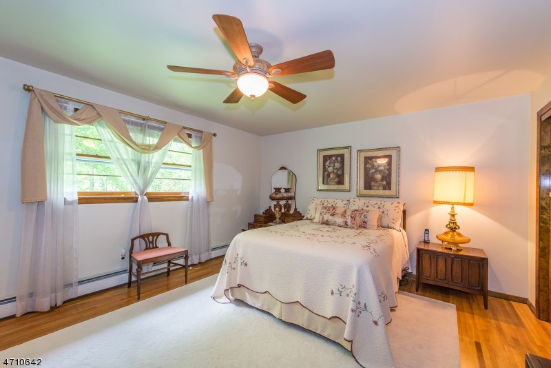 5 Bergen Dr