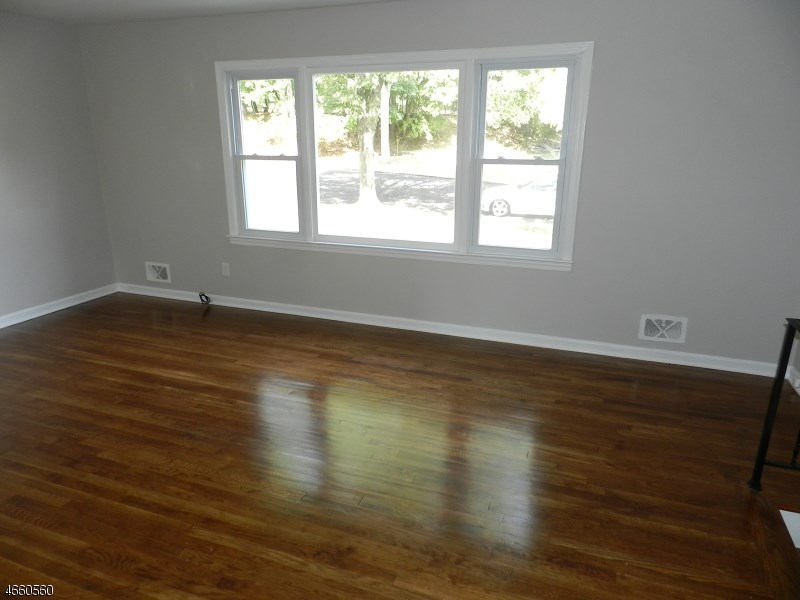 70 Dogwood Rd