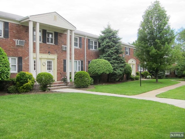 For Sale: 53-87 Roseland Ave #APT 96 Caldwell, NJ 07006