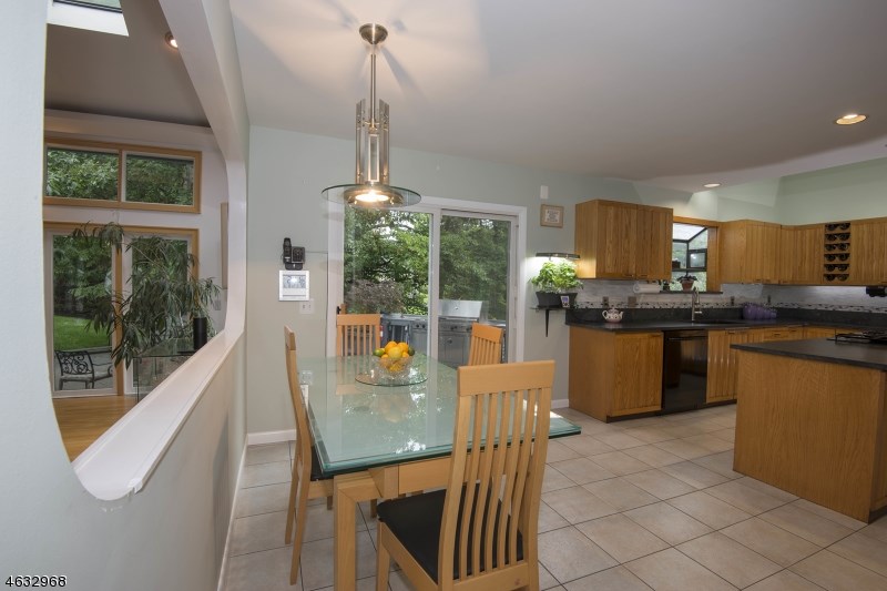 For Sale: 7 Wildwood Dr Caldwell, NJ 07006