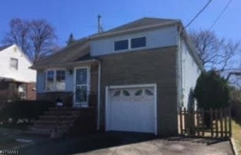 25 Aster Ln