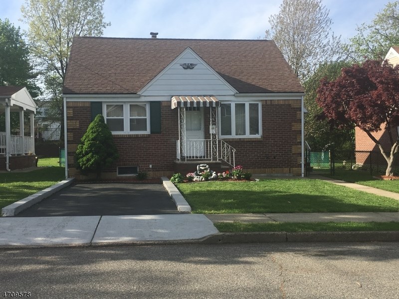 42 Edison St