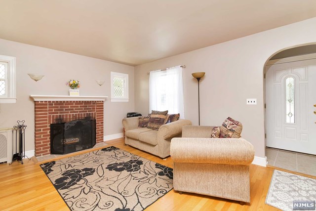 360 Washington Ave Clifton, NJ 07011