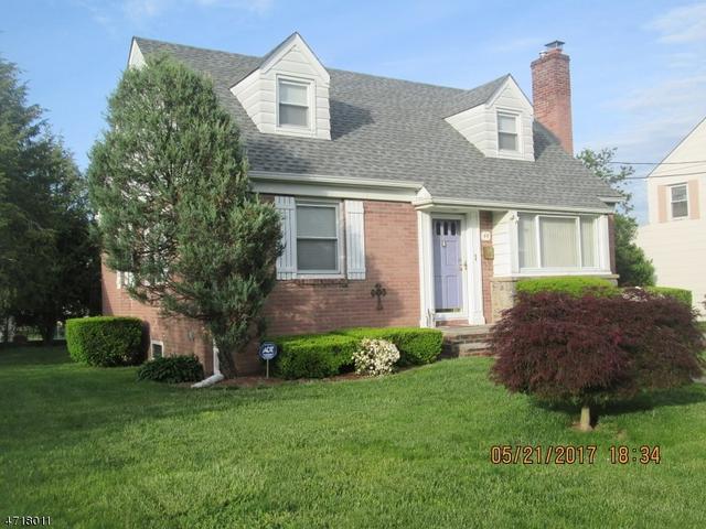 1035 Van Houten Ave