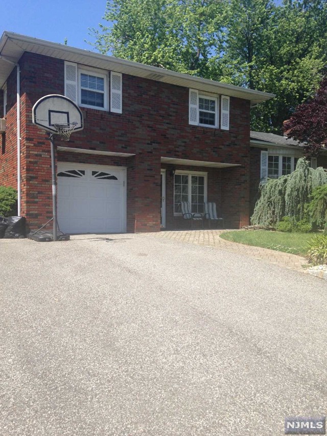 154 Rutgers Pl Clifton, NJ 07013
