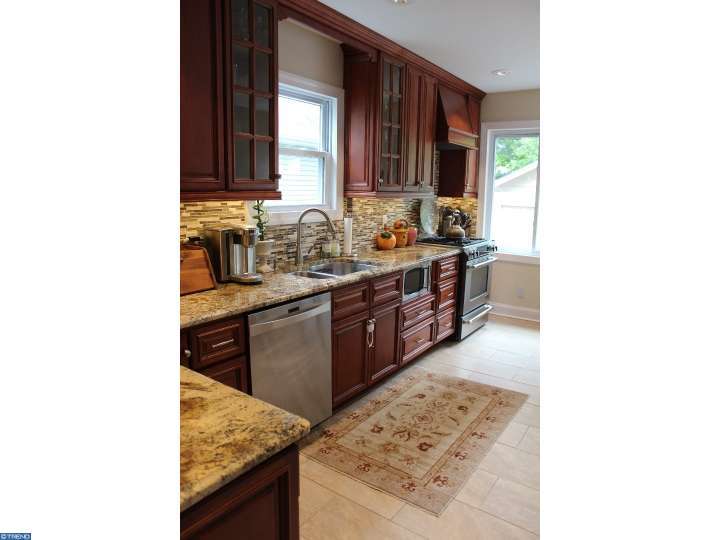 For Sale: 17 Greaves Pl Cranford, NJ 07016
