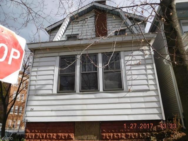 42 Leslie St