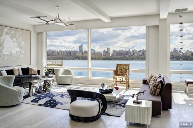 For Sale: 9 Somerset Ln #222 Edgewater, NJ 07020