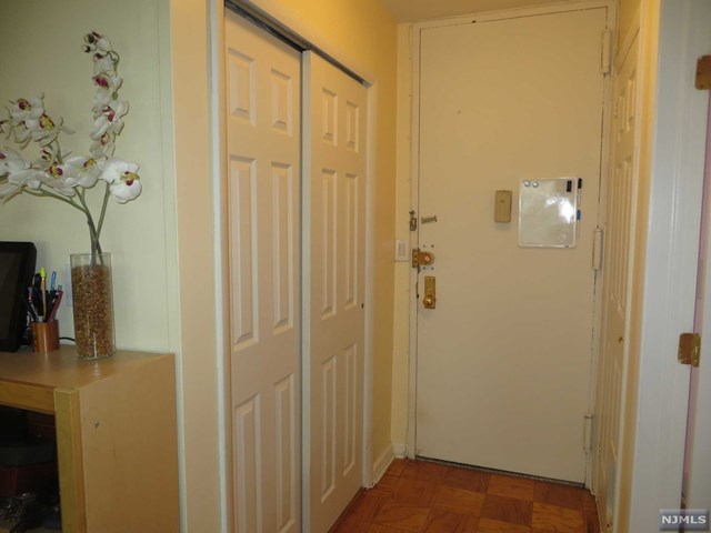 For Sale: 2077 Center Ave #7H Fort Lee, NJ 07024