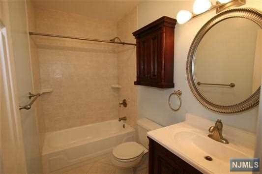 335 Washington St Hoboken, NJ 07030
