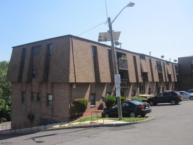 821-841 Main St