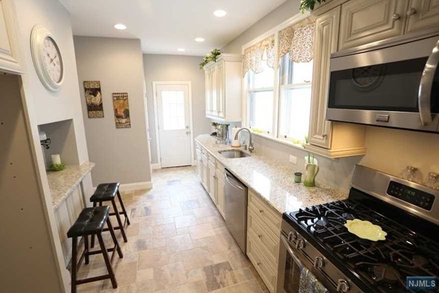 For Sale: 491 Devon St Kearny, NJ 07032
