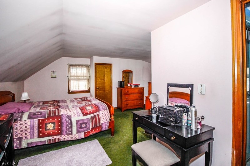 312 Greenbriar Drive
