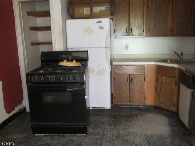 112-130 Sherwood Ave