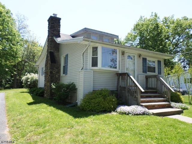 18 Maple St