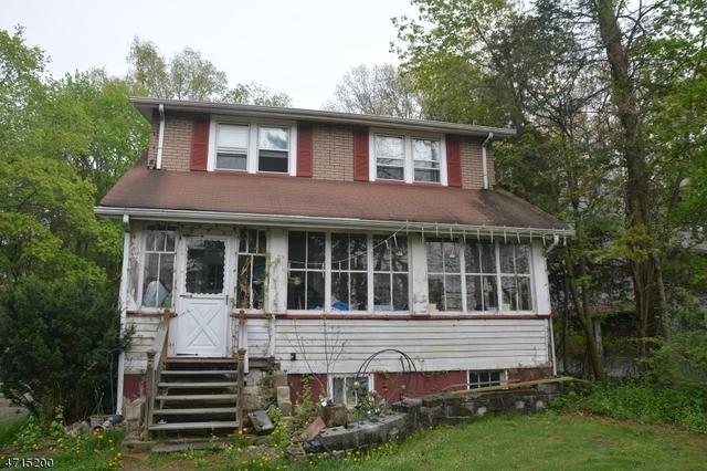 18 Maple St