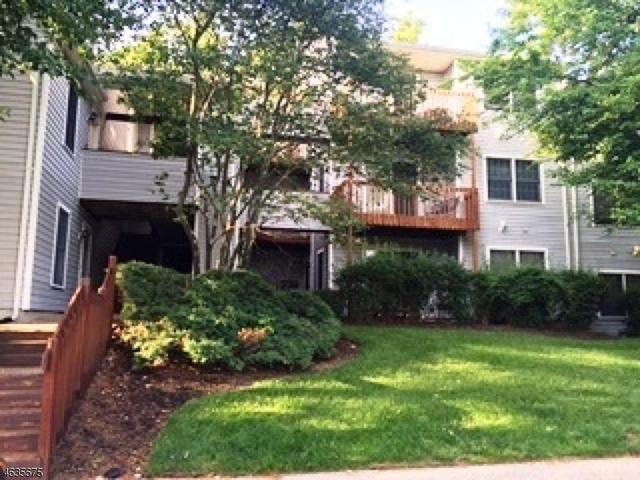 18 Maple St