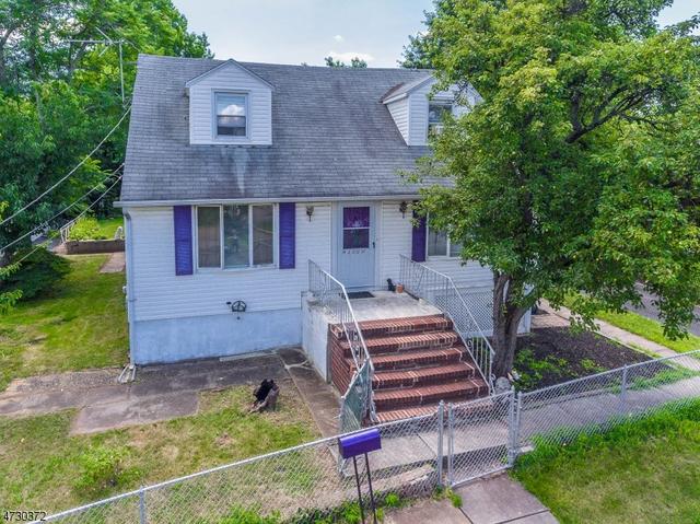 411 Laurita St