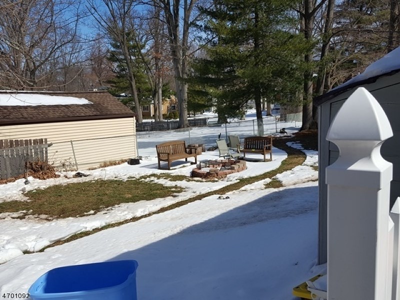102 W Northfield Rd