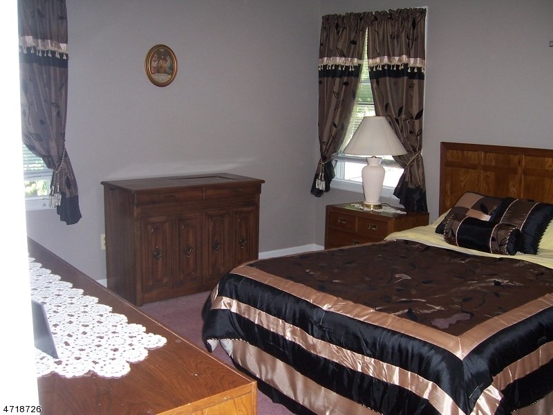 7 Brown Ct