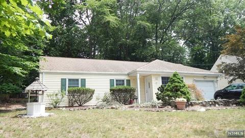 157 Hillside Ave