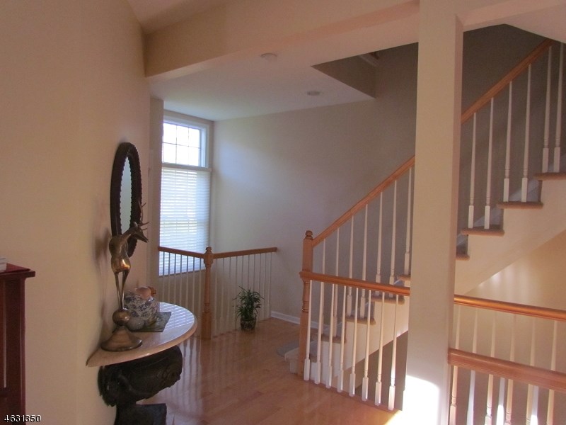 For Sale: 627 Binghampton Ln Livingston, NJ 07039