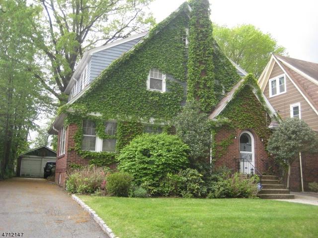 219 Village Rd