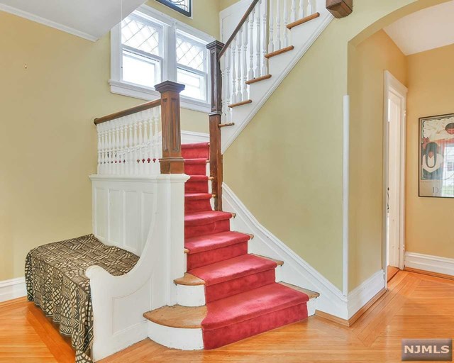 59 Mount Prospect Ave