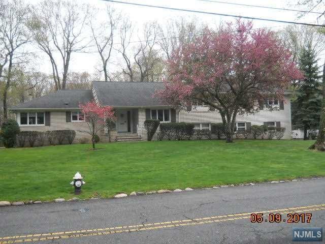 23 Greenview Way