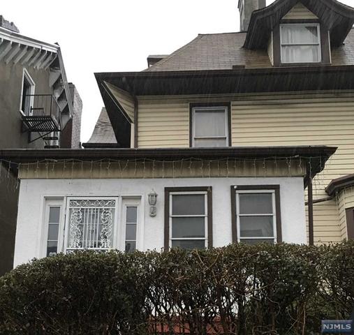 42 Carlton Ter