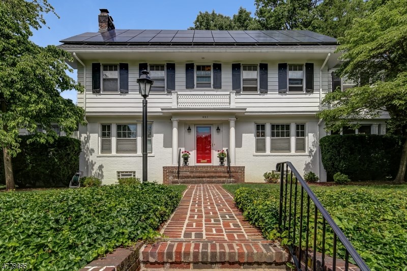 380 Irving Ave