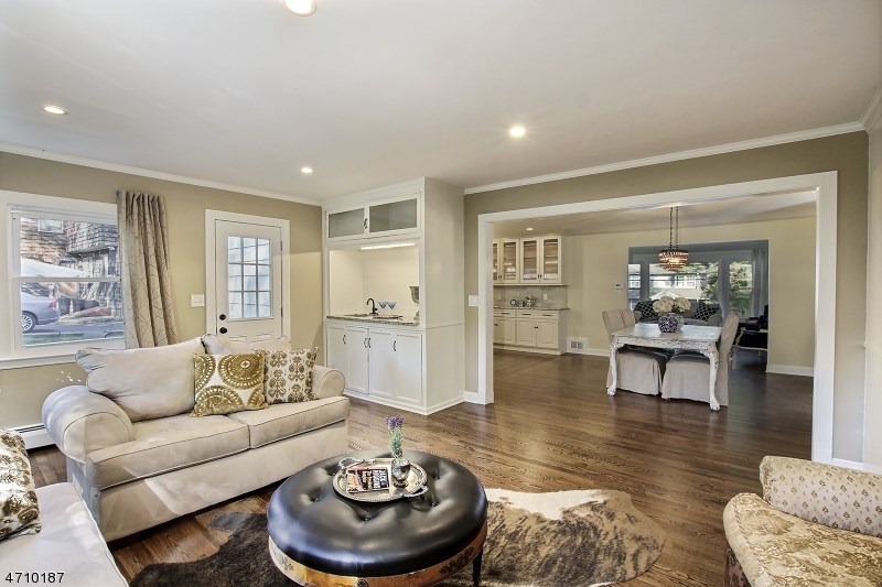 15 Beaumont Ter