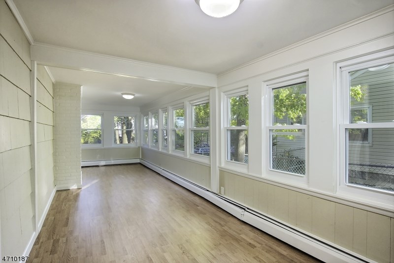 15 Beaumont Ter