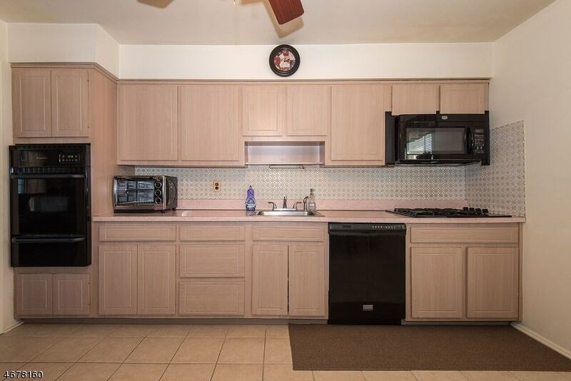 21 Moraine Rd