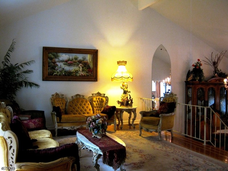 20 Mitchell Rd