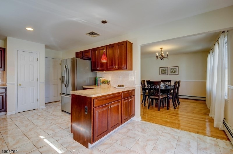11 Reaville Ct