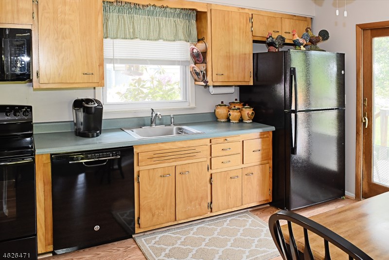 For Sale: 75 Flemington Dr Parsippany, NJ 07054