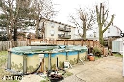 206 Van Houten Ave