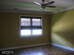 For Sale: 9 Doris Ln Wallington, NJ 07057