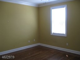 For Sale: 9 Doris Ln Wallington, NJ 07057